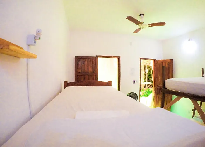 Buddy\'S Hostel Itacare